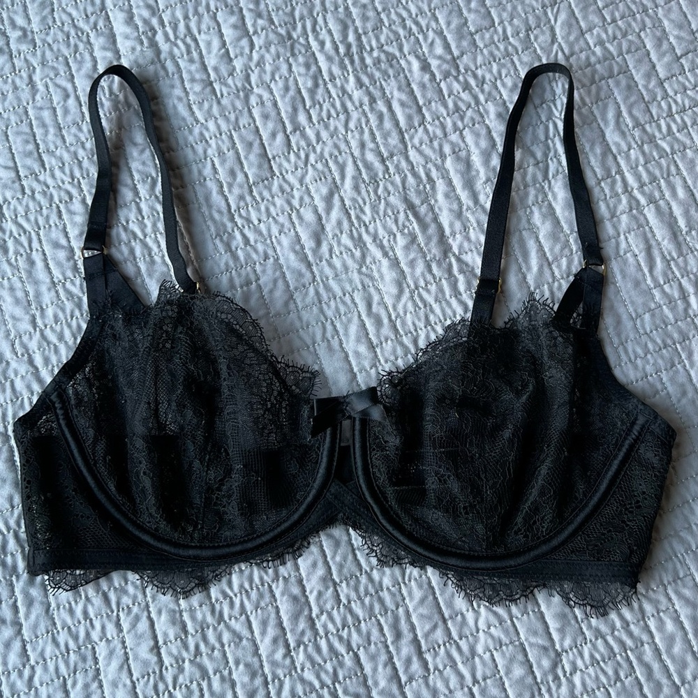 VS Bralette 34C